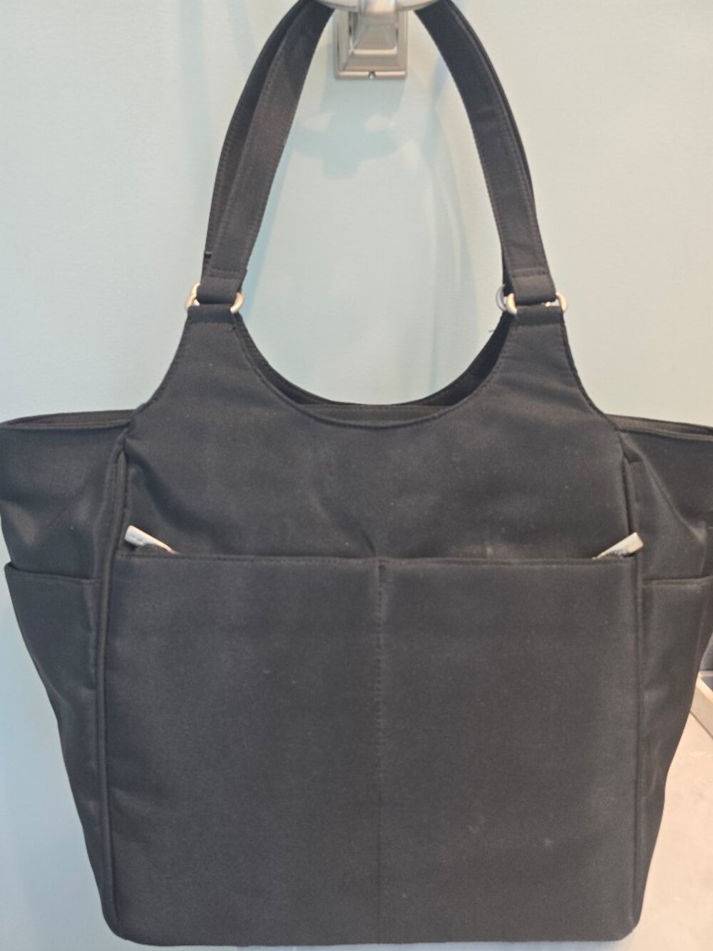 Ellington Black Multi-Compartment Travel Shoulder Bag